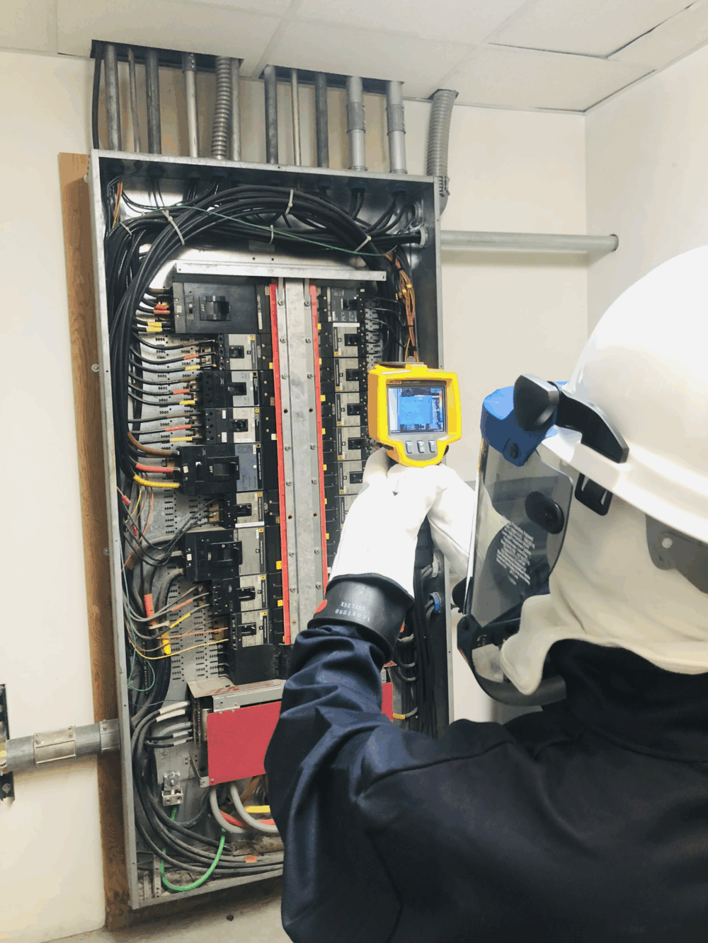Emergency Electrician in Dallas-Fort Worth | Emertech